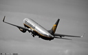 B737