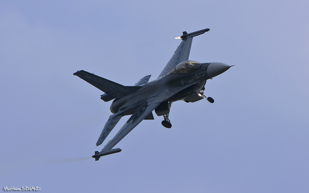 F16 Belge