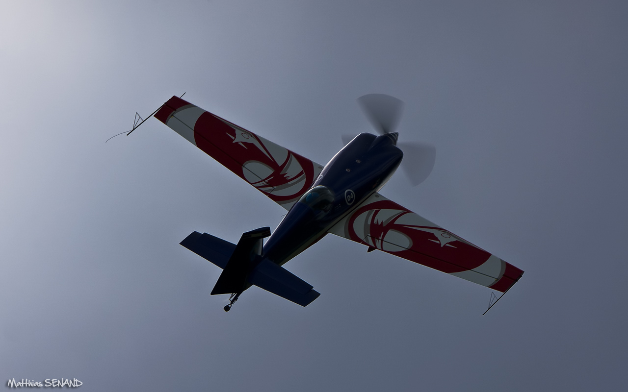 Extra 330SC