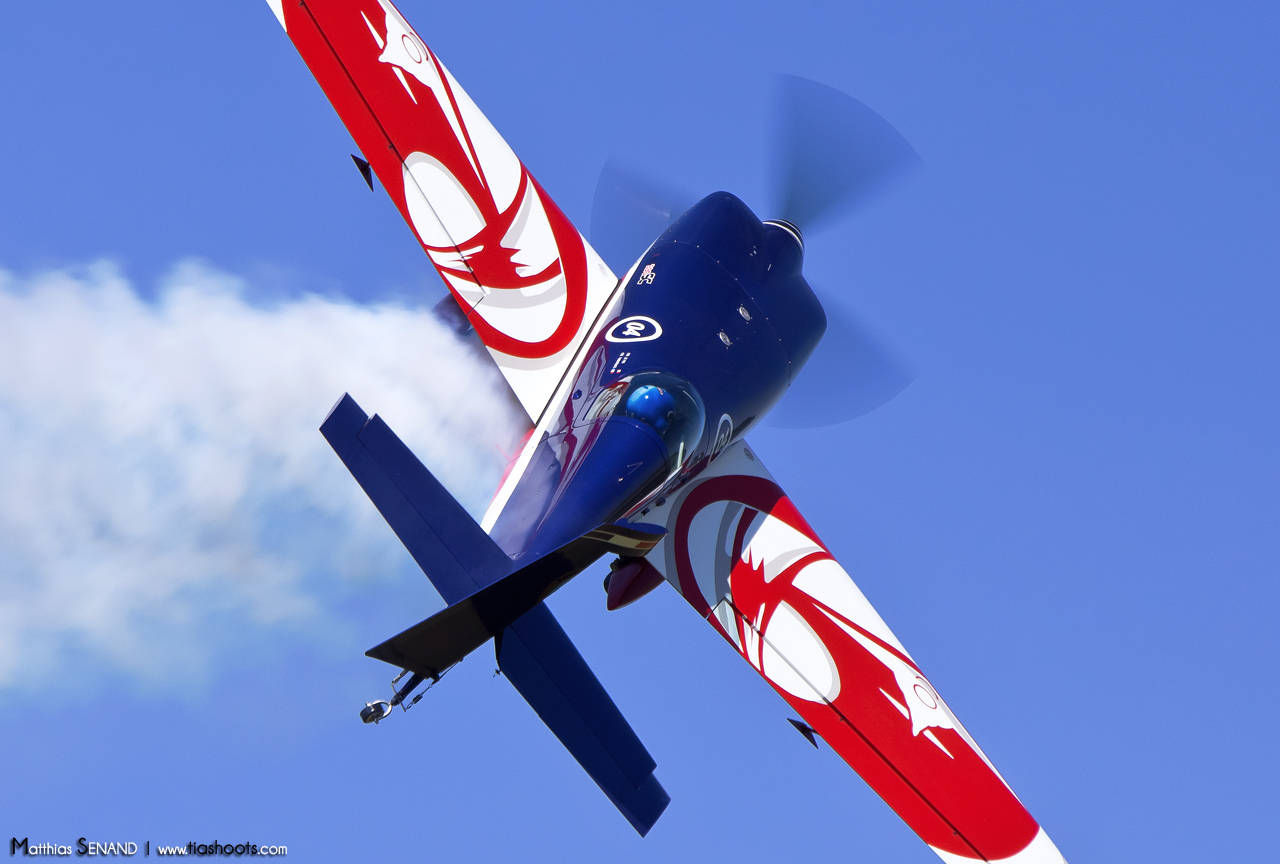 Extra 330SC